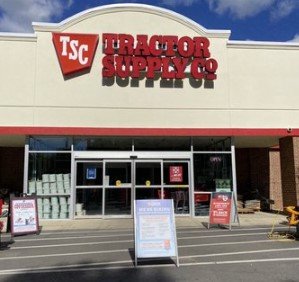 is tractor supply open on christmas day 3 is tractor supply open on christmas day 1