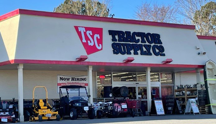 is tractor supply open on christmas day 2 tractor supply company holiday hours and general hours of operation.